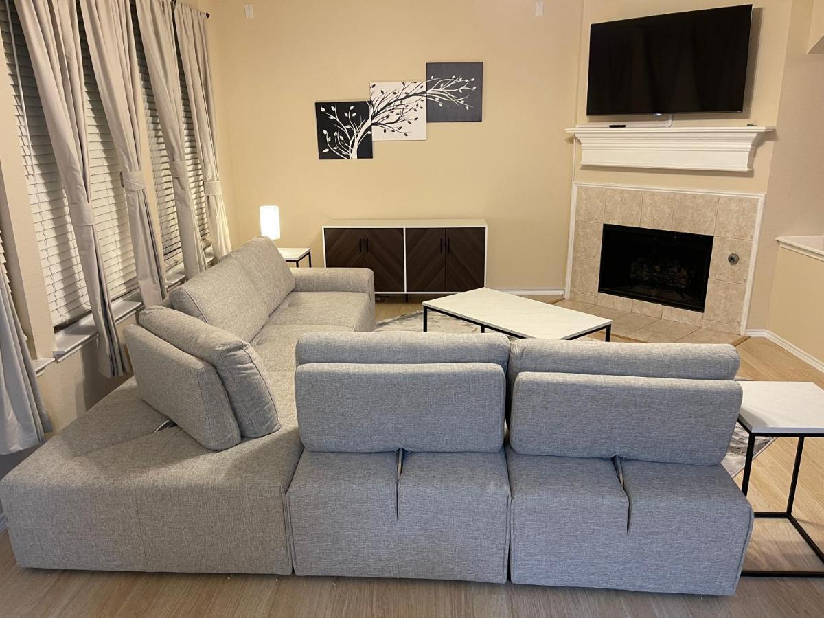 Modern 3Br House - Game Room, Office, Backyard The Colony Exterior foto
